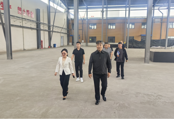 哈尔滨市供销合作社联合社党组书记、理事会主任张冬梅带队赴利如金农业集团远海分公司参观考察